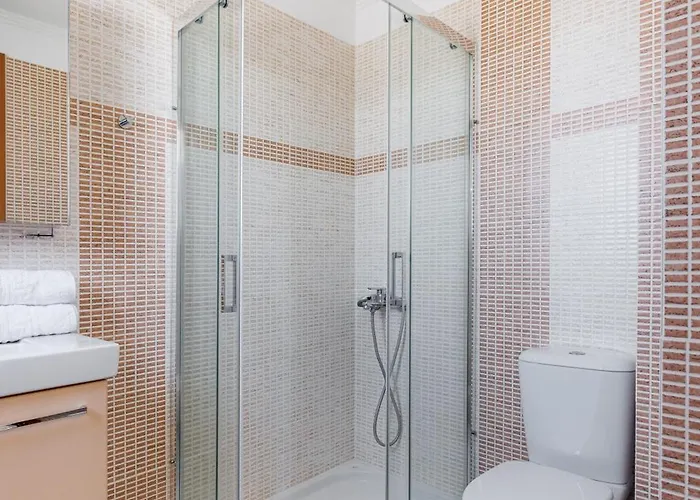 Peace View Kea * Pera Meria